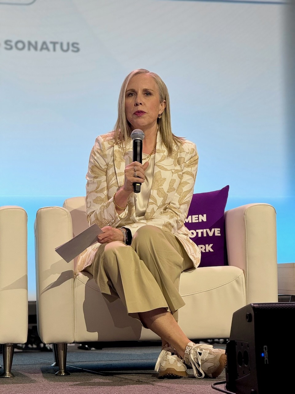 Women Automotive Summit in Detroit –  Where exactly are the opportunities, and how do you make your own career plan? with George Ayres